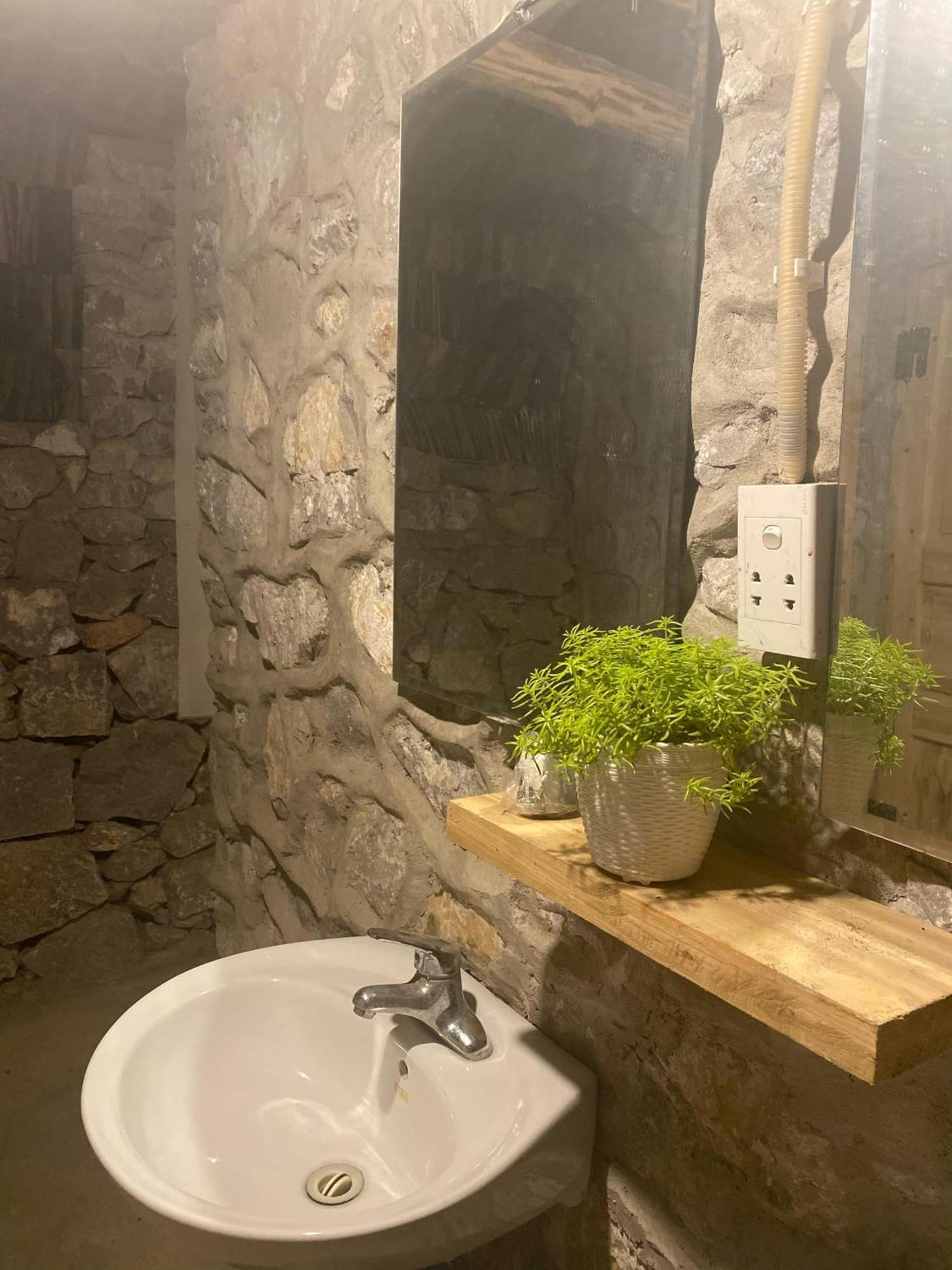 Le Petit Home Đồng Văn Esterno foto